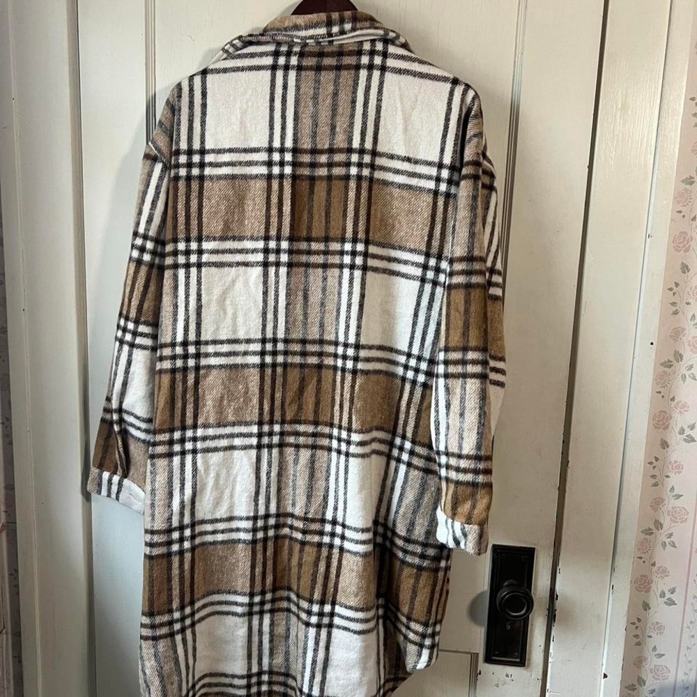 Amazon Plaid Shacket‎ - Picture 6 of 6
